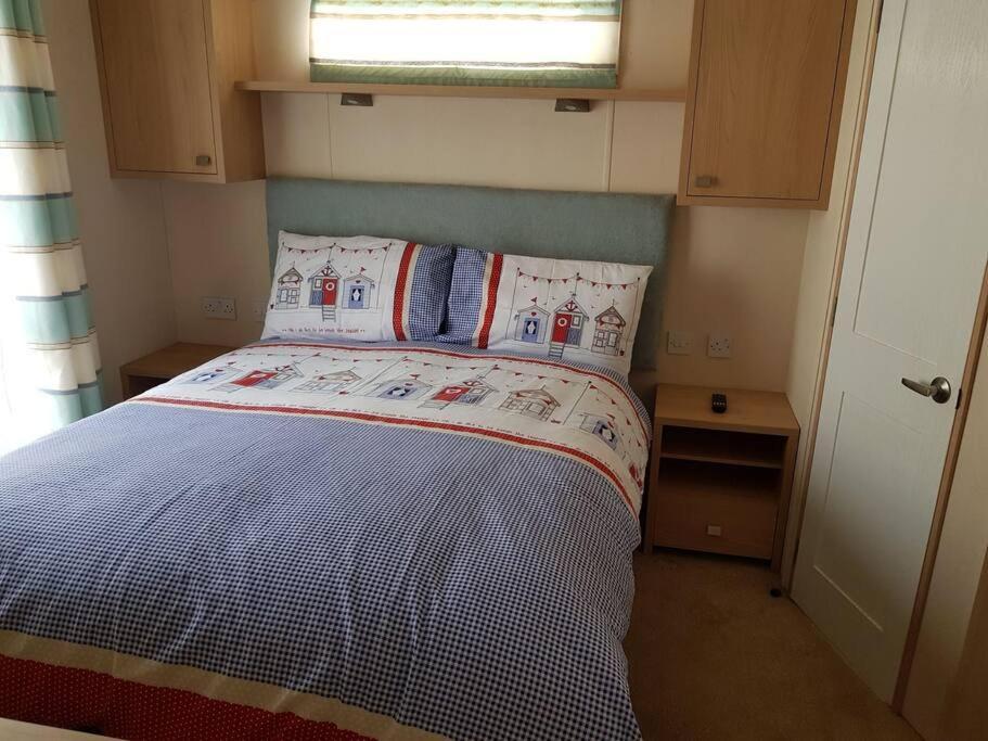 Home From Home Cosy Caravan Bembridge Exterior photo